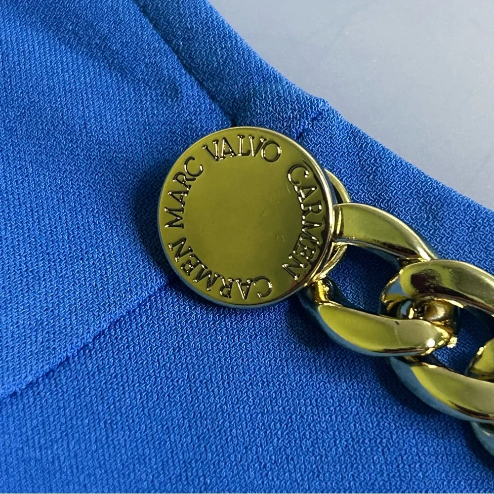 Carmen Marc Valvo Blue Tank with Gold Chain Accent Sleeveless Blouse Sz Medium - Picture 5 of 9